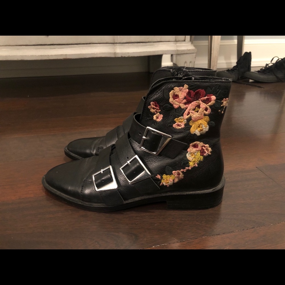 Embroidered Zara Ankle Boot